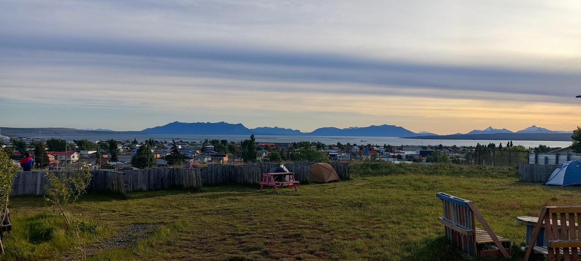 Camping Gueino Puerto Natales Eksteriør bilde